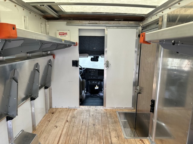 2022 Chevrolet Express Commercial Cutaway 15 Foot Box Van Roll-Up Rear Door 17