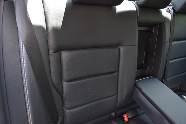 2016 Mercedes-Benz E350 4MATIC AWD Sport Navi Premium 1 Pkg. Heated Front Seats M 38
