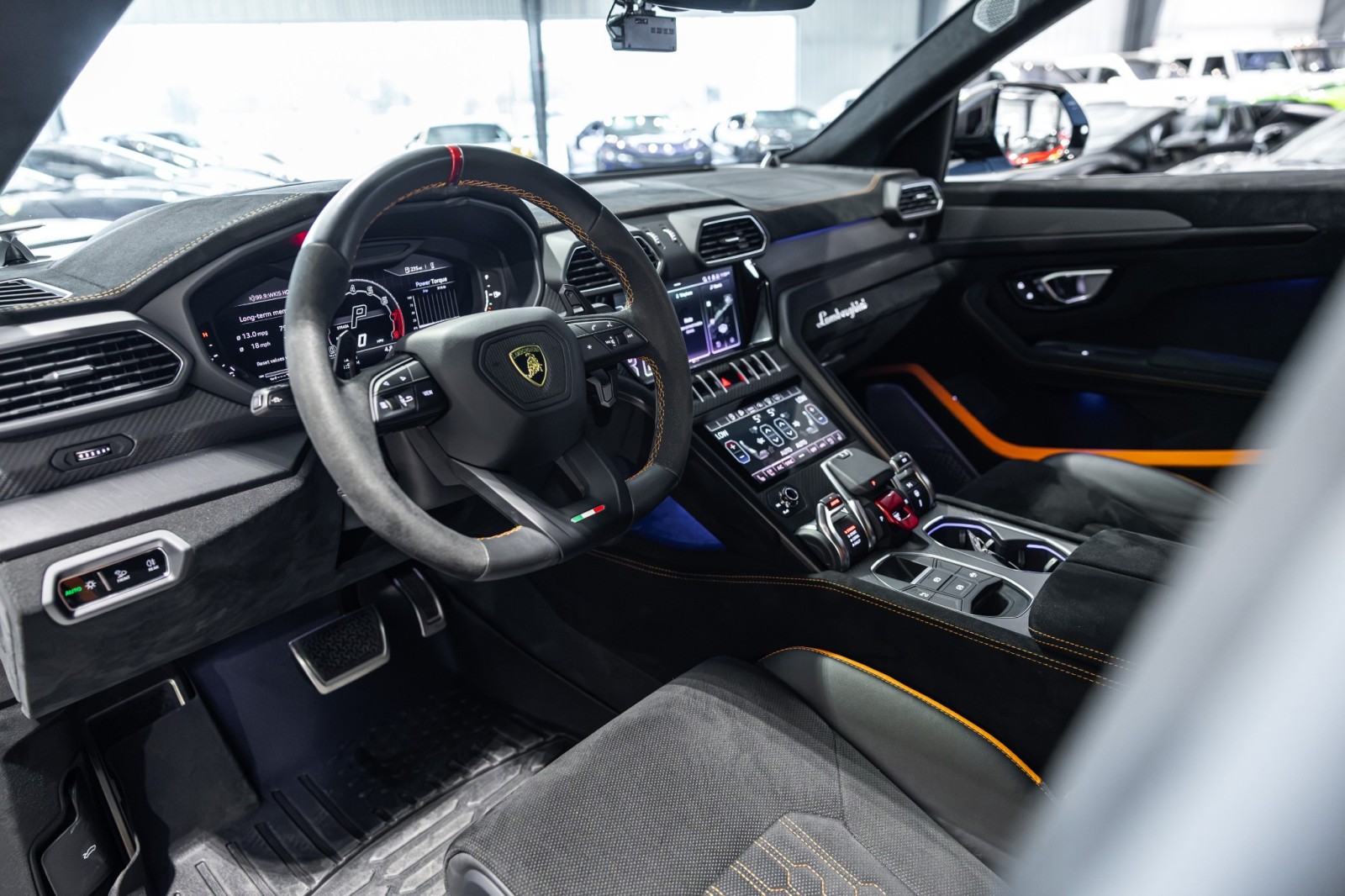 2024 Lamborghini Urus Performante - Photo 37