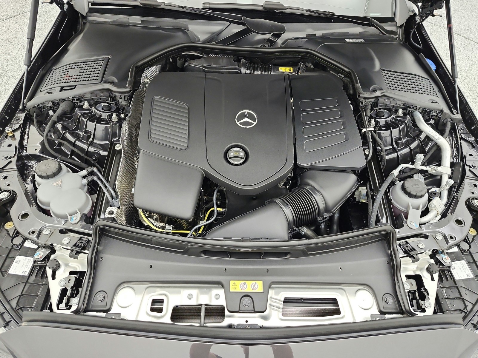 New 2026 Graphite Grey Metallic Mercedes-Benz C 300 Sedan image 12
