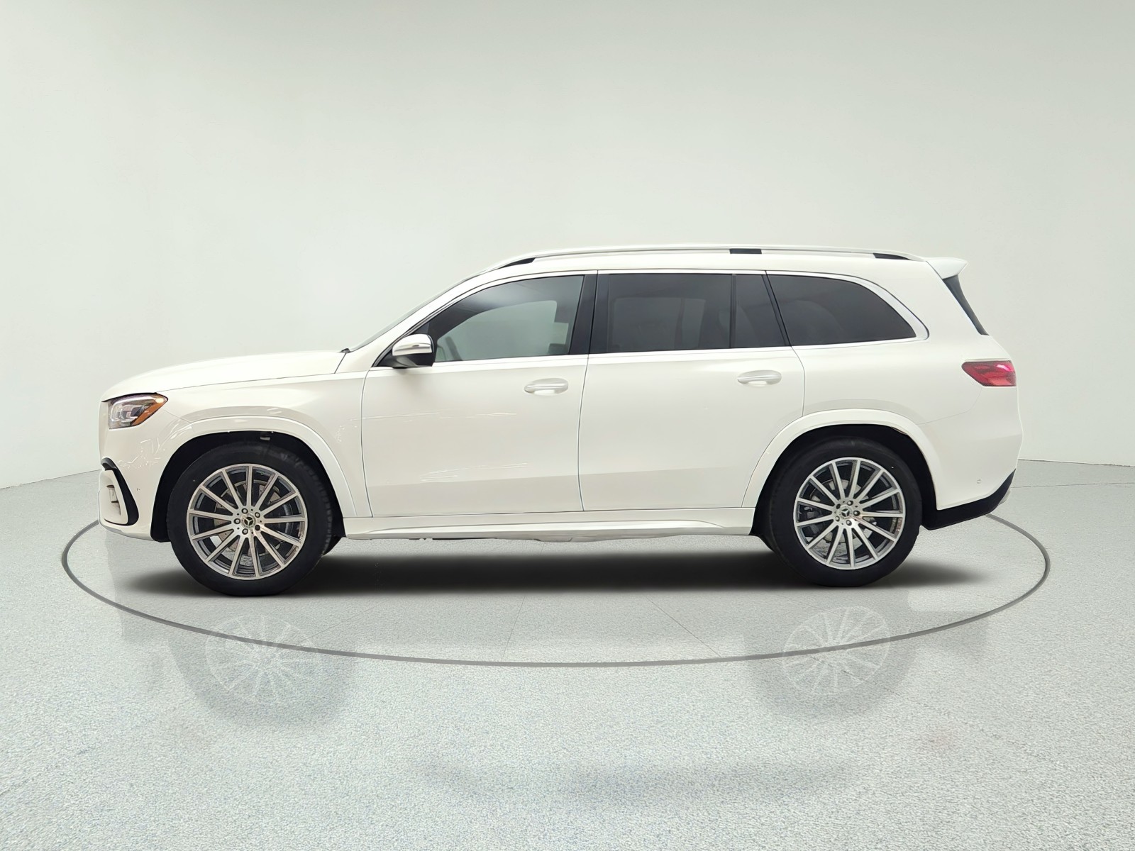 New 2026 Polar White Mercedes-Benz GLS 450 4MATIC® SUV image 8