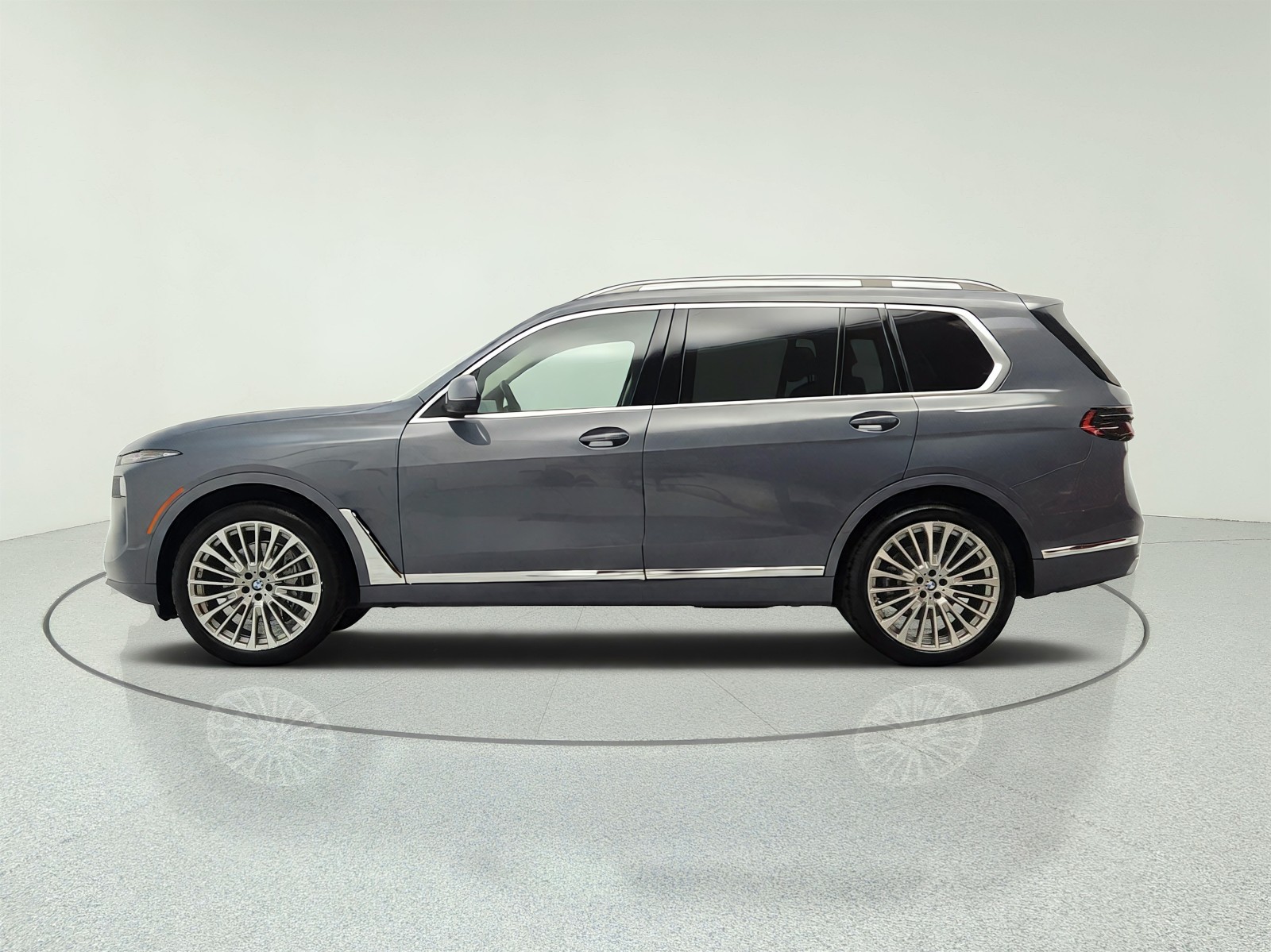 Used 2024 Sparkling Copper Metallic BMW xDrive40i Sports Activity Vehicle image 8
