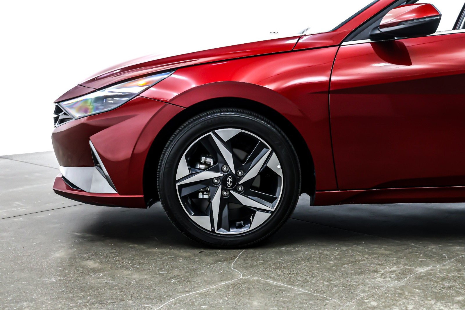 Used 2023 Ultimate Red Hyundai Limited image 10