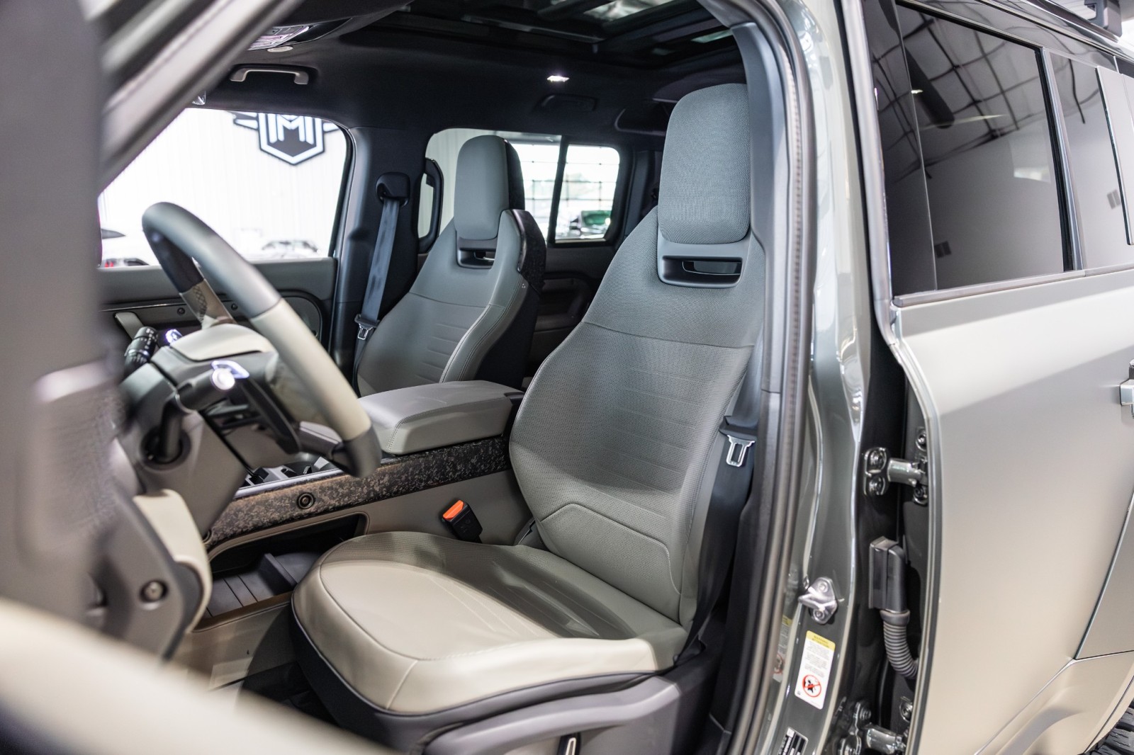 Used Car 2025 Land Rover Defender  Octa Edition One For Sale Under $160,000 In Boerne, Texas
