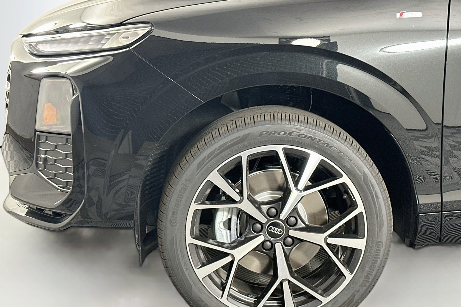 New 2026 Mythos Black Metallic Audi S line image 11