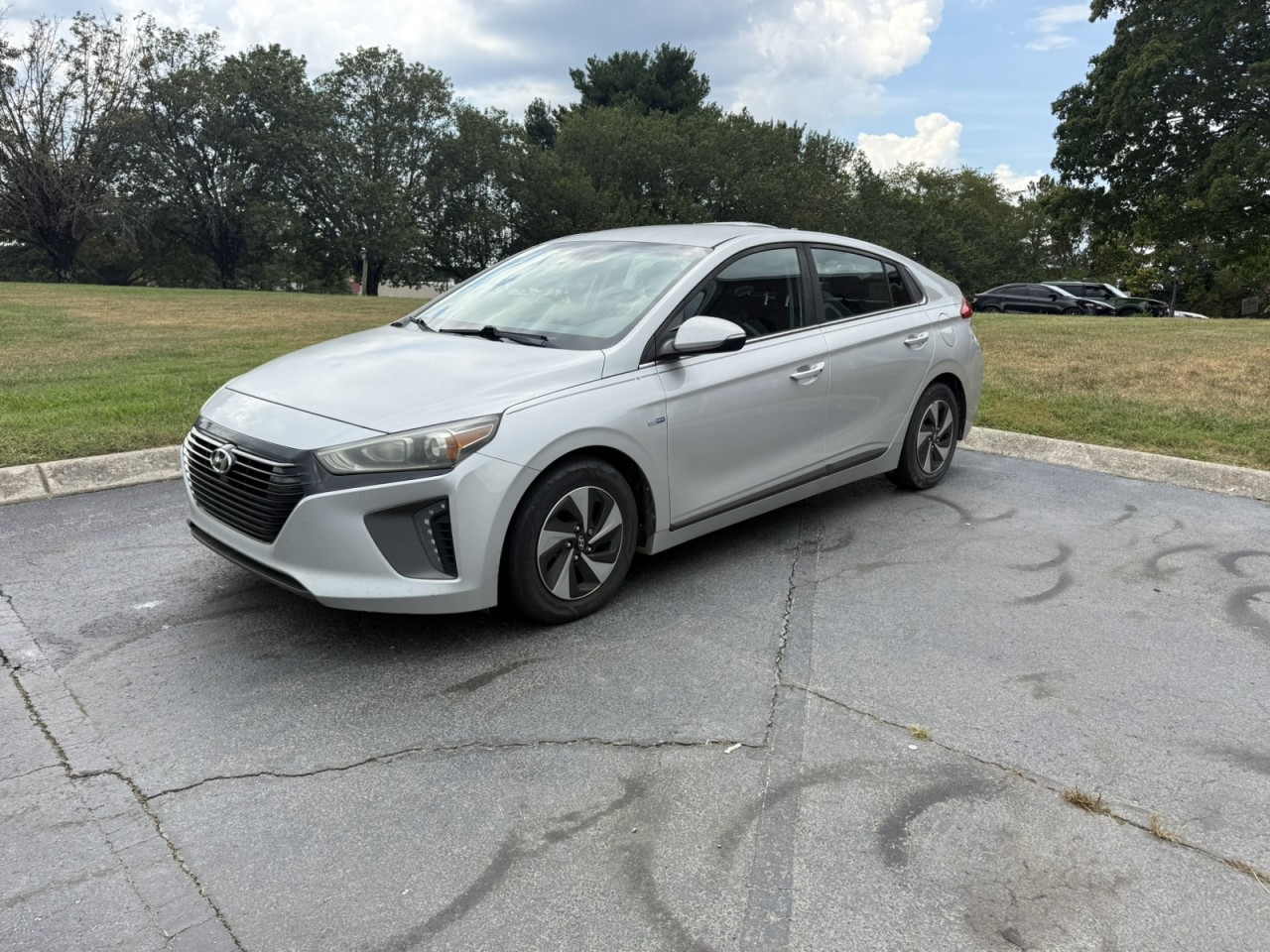 2018 Hyundai Ioniq Hybrid SEL FWD