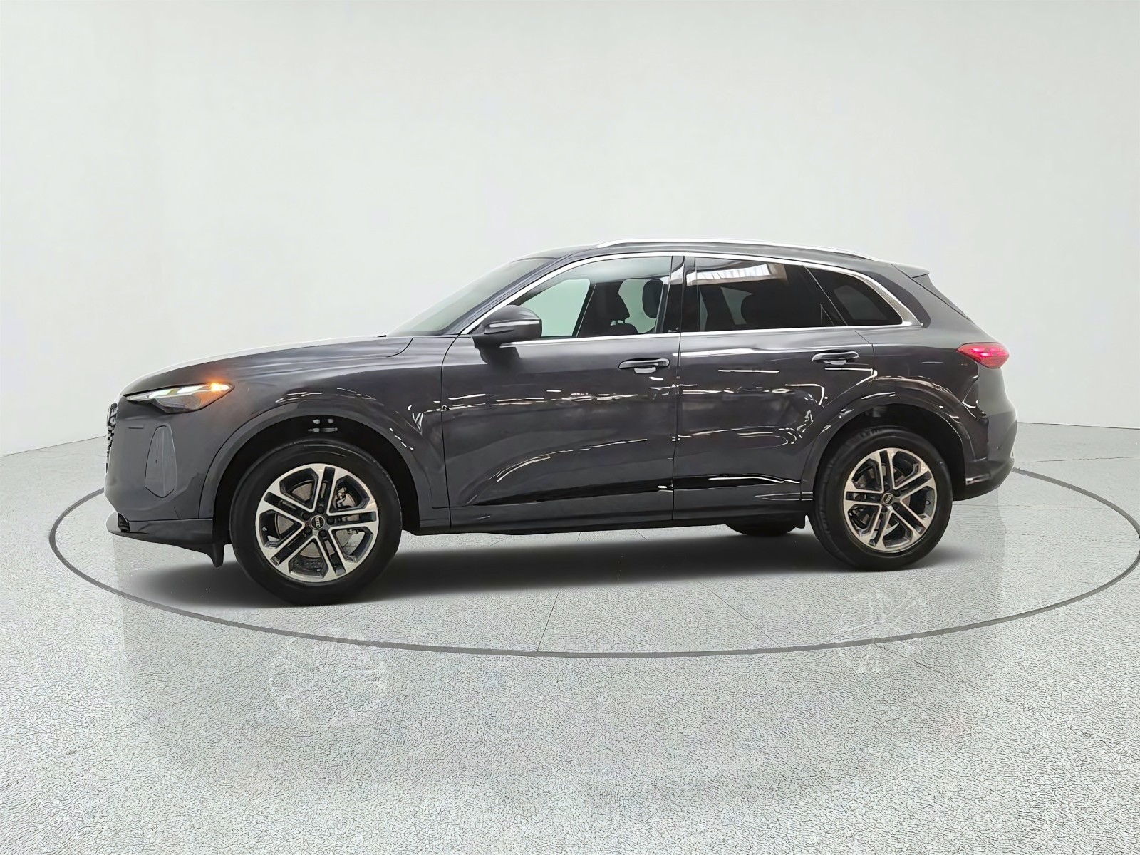 Used 2025 Tambora Gray Metallic Audi Premium image 8