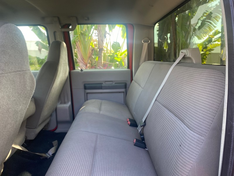 2008 Ford Super Duty F-350 DRW XL LOW MILES 43,076 4WD in ,