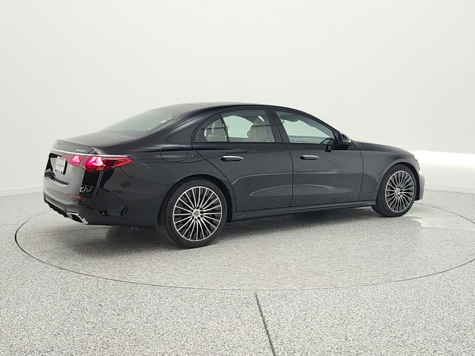 New 2026 Black Mercedes-Benz E 450 image 5