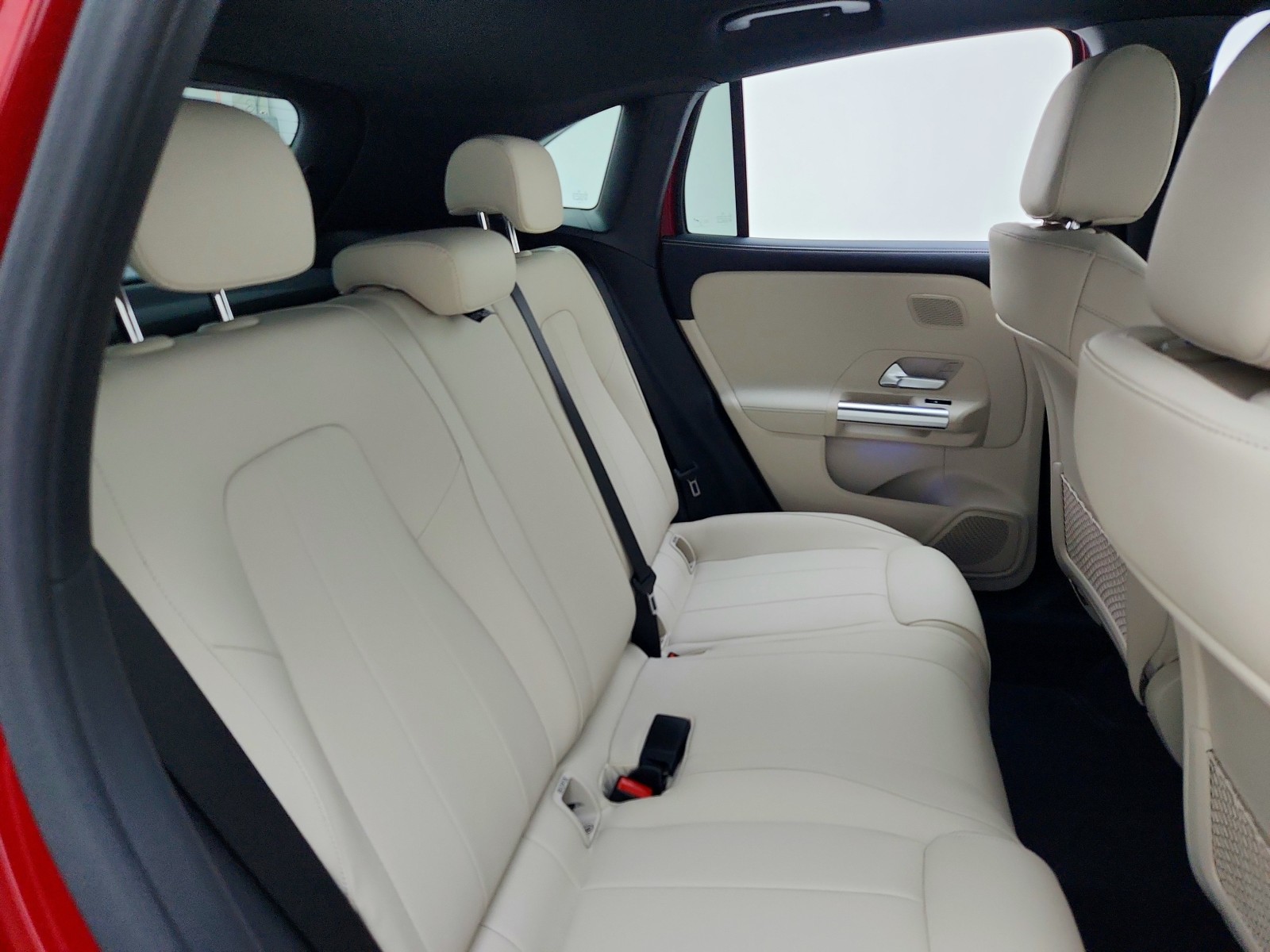 New 2026 MANUFAKTUR Patagonia Red Metallic Mercedes-Benz GLA 250 SUV image 21