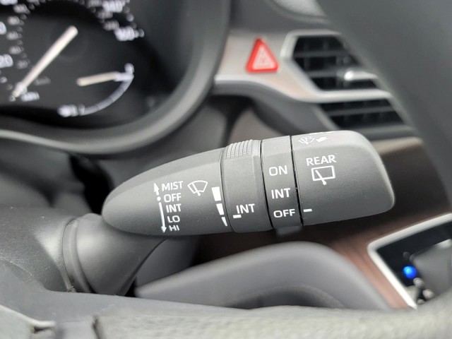 2024 Toyota Sienna LE FWD 8-Passenger (Natl) 15