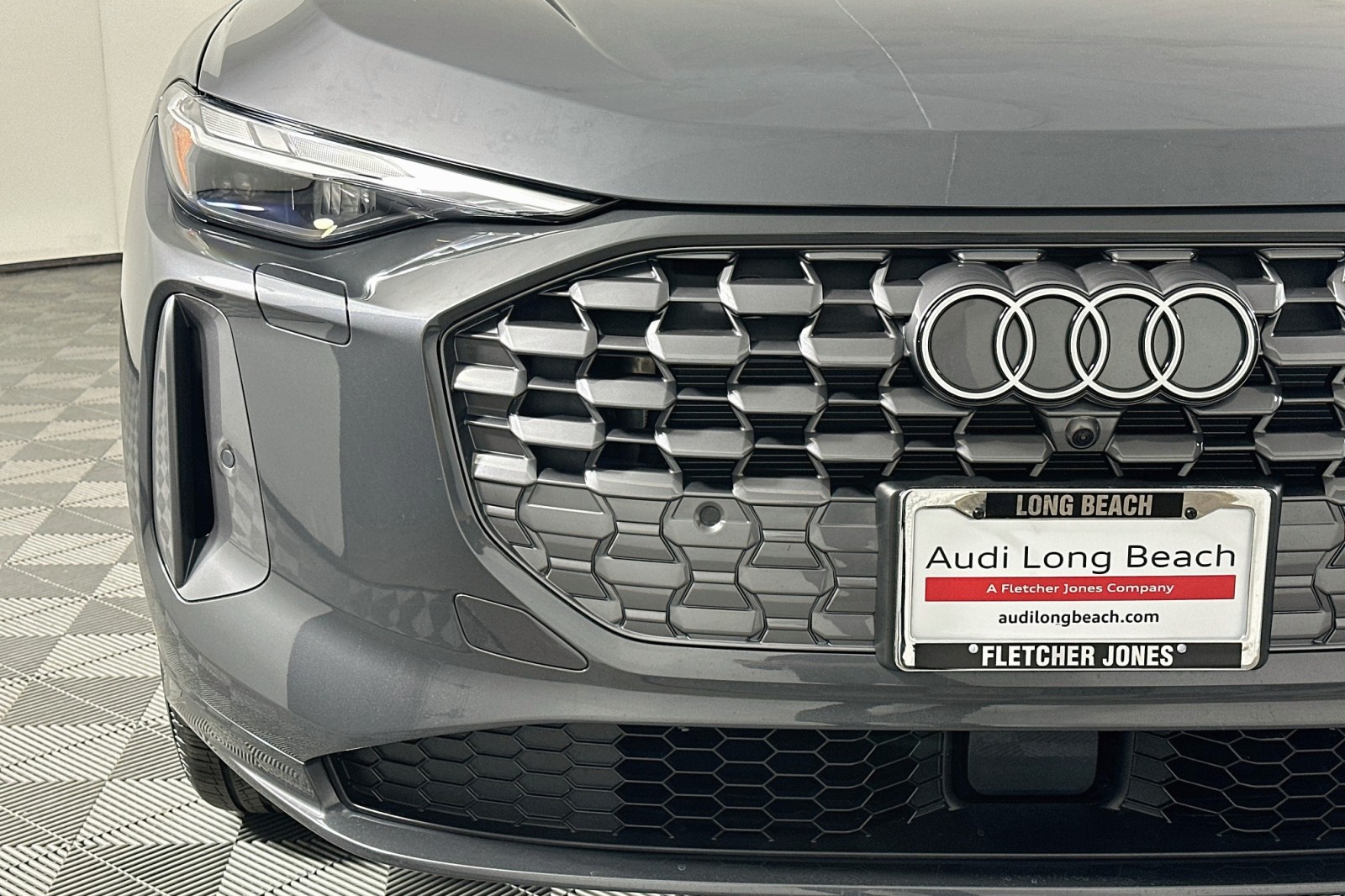 Used 2026 Tambora Gray Metallic Audi Premium image 16