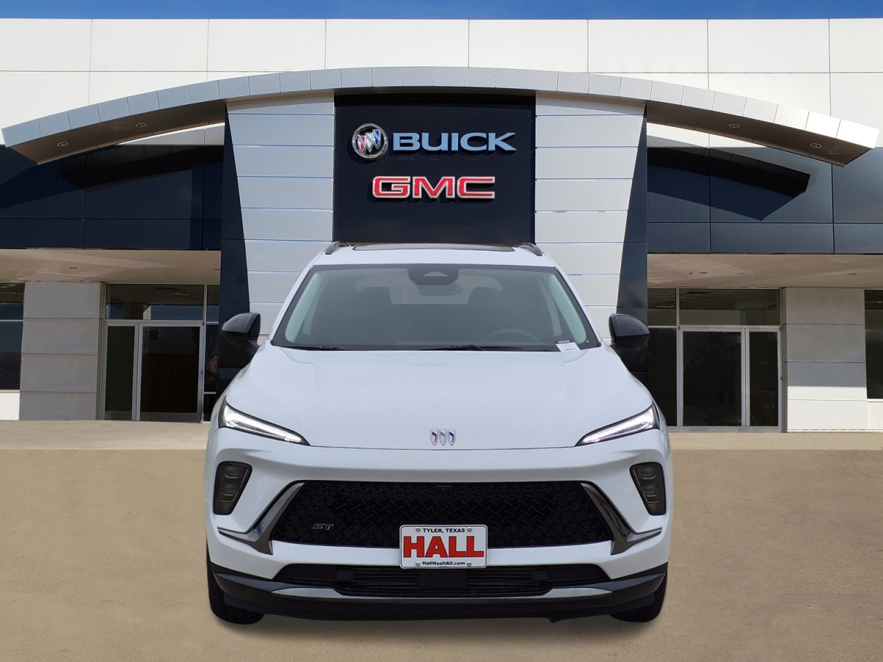 View vehicle photo 2