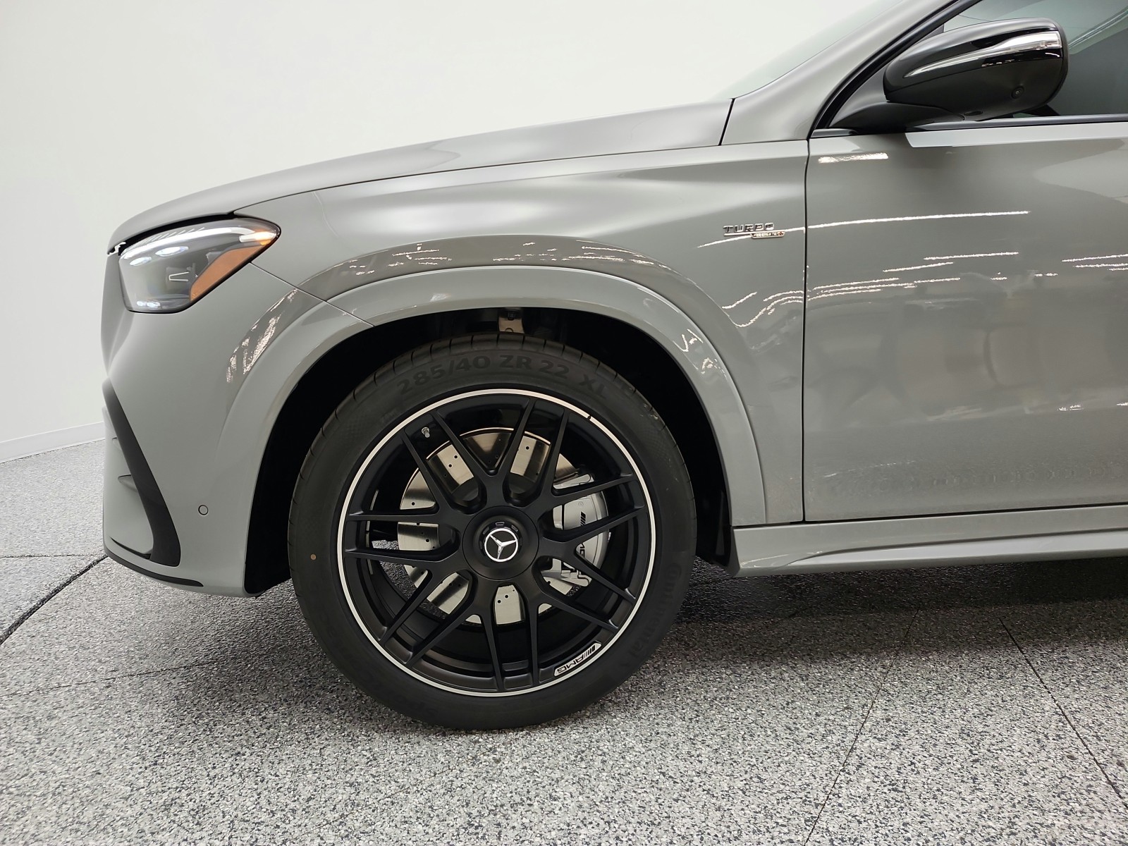 New 2026 MANUFAKTUR Alpine Grey Mercedes-Benz AMG® GLE 53 4MATIC+ Coupe image 15