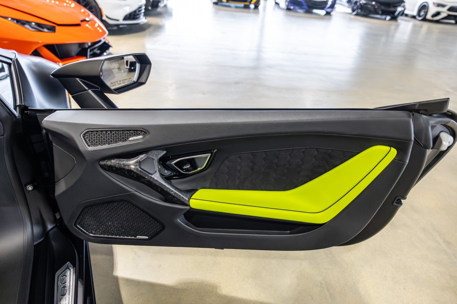 Used Car 2022 Lamborghini Huracan Evo  For Sale Under $330,000 In Boerne, Texas