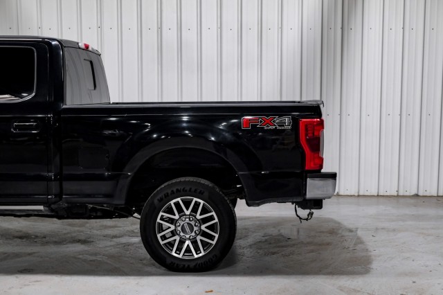 2019 Ford F-250 LARIAT 12