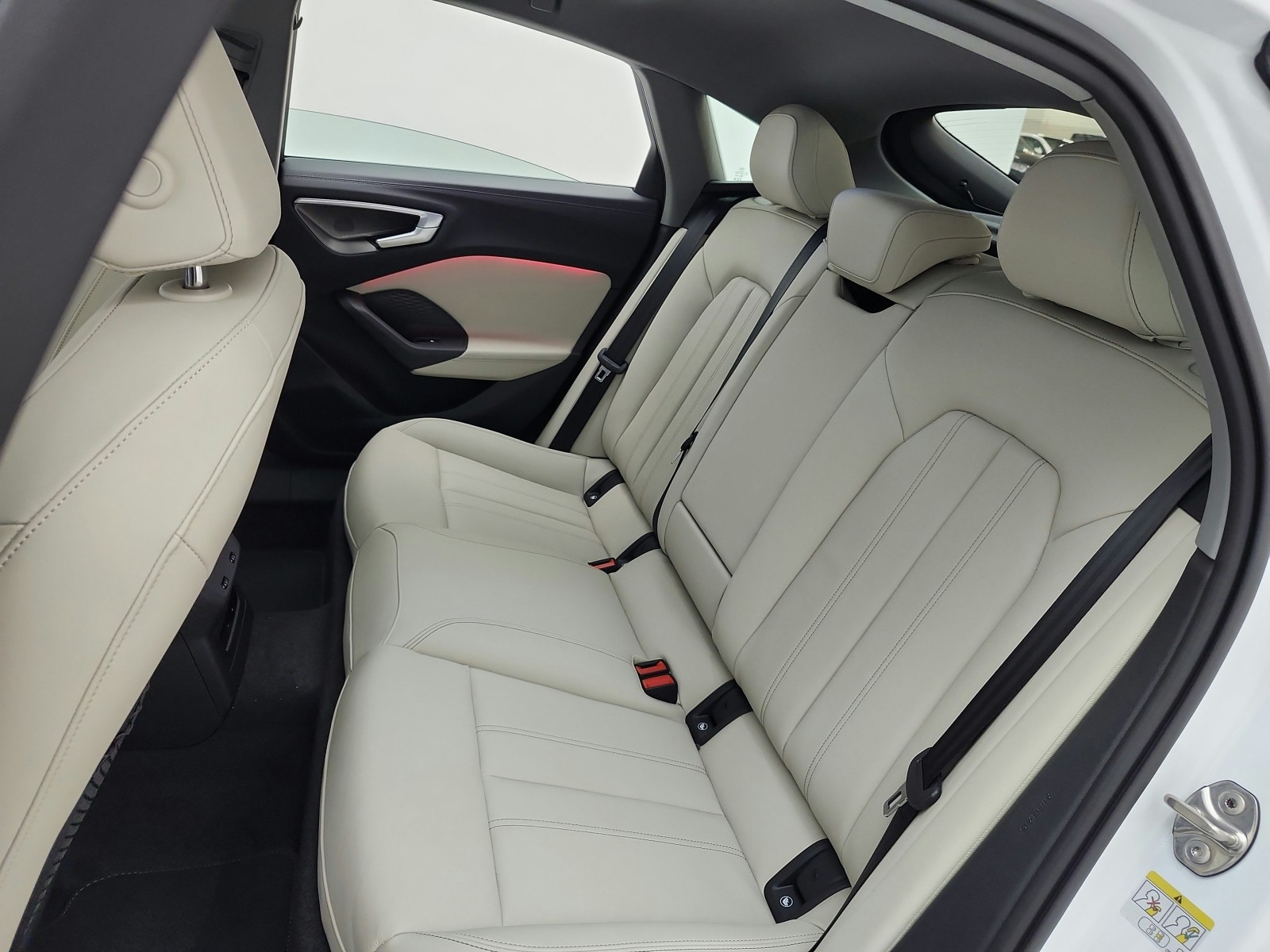 New 2026 Arkona White Audi Premium Plus 2.0 TFSI quattro image 11
