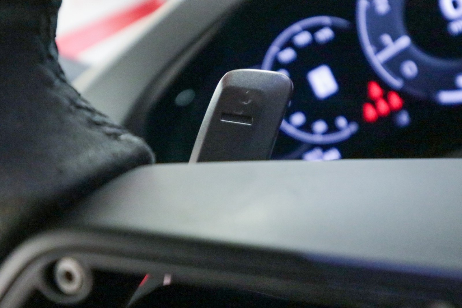 Used Car 2025 Porsche Cayenne  For Sale Under $90,000 In Austin, Texas