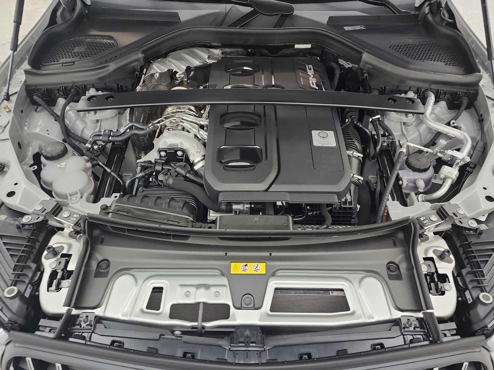 New 2026 MANUFAKTUR Alpine Grey Mercedes-Benz AMG® GLC 43 image 12