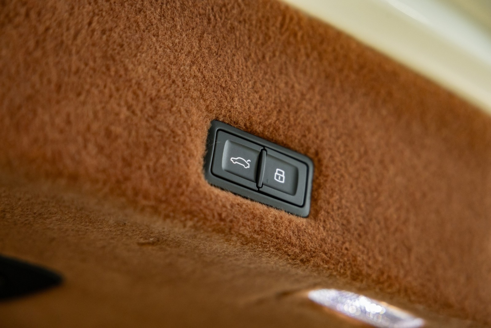 Used Car 2023 Lamborghini Urus  S For Sale Under $240,000 In Boerne, Texas