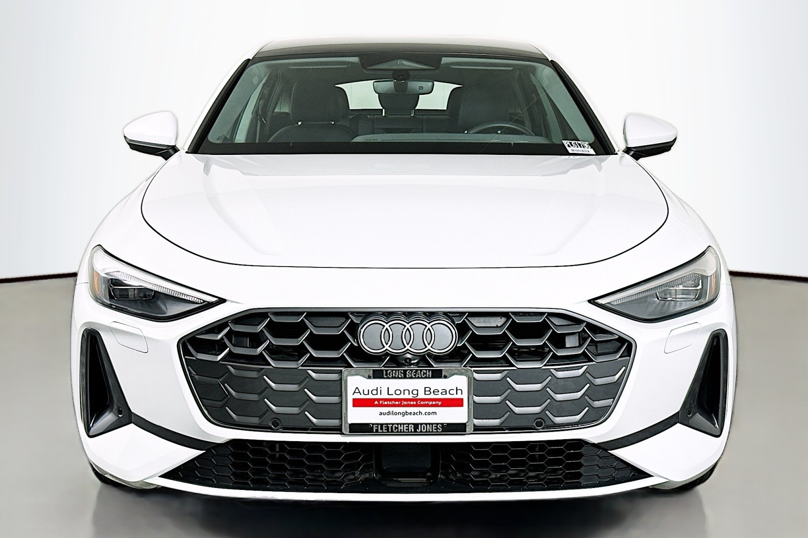 Used 2025 Arkona White Audi Premium image 2