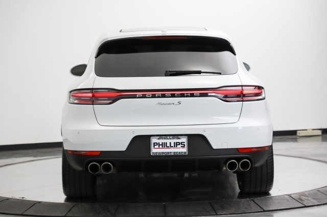 2021 Porsche Macan S 4