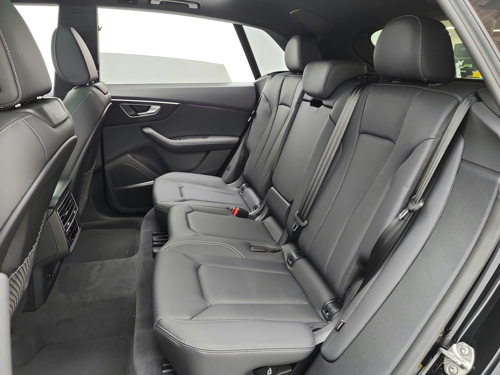 New 2026 Mythos Black Metallic Audi Premium Plus quattro *Ltd Avail* image 11