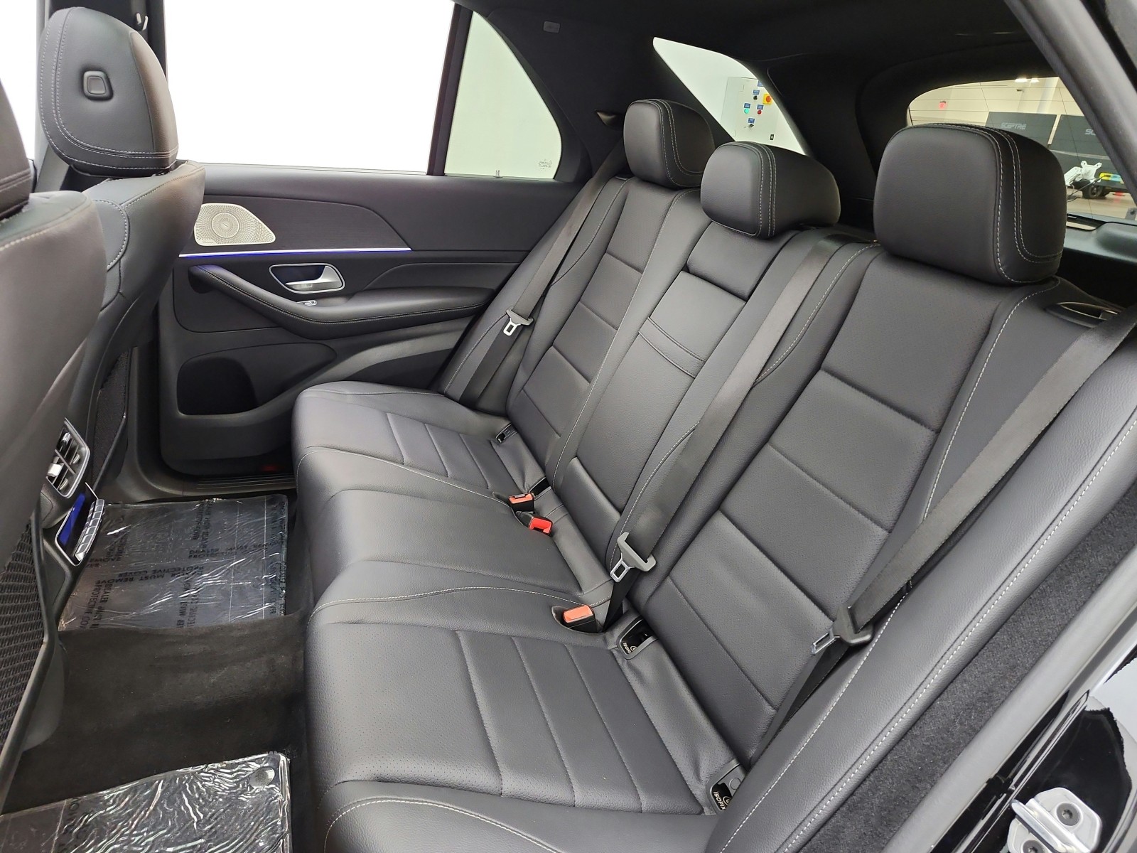 Certified Used 2026 Black Mercedes-Benz GLE 450 4MATIC® SUV image 16