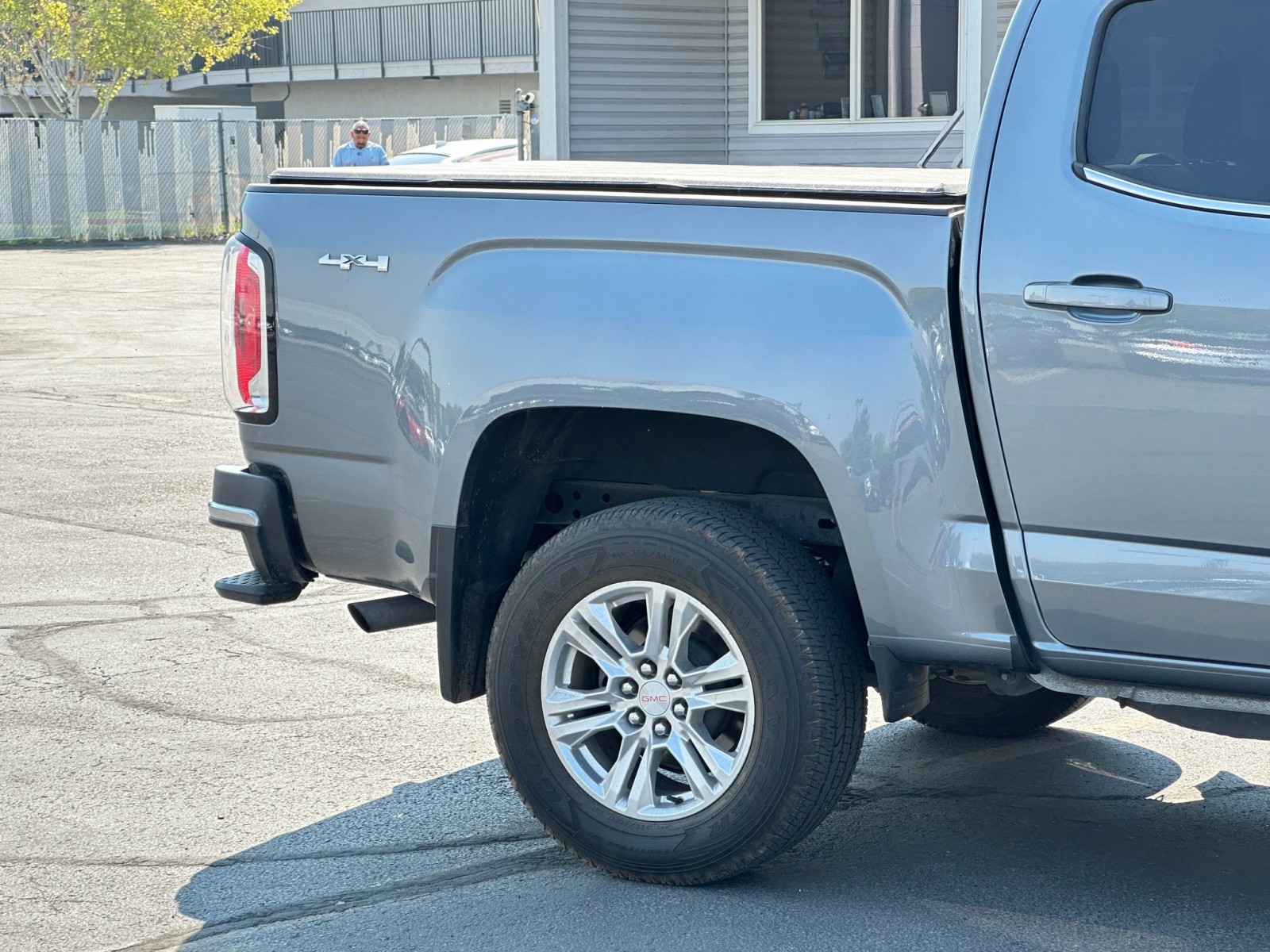 2020 GMC Canyon 4WD SLE 6