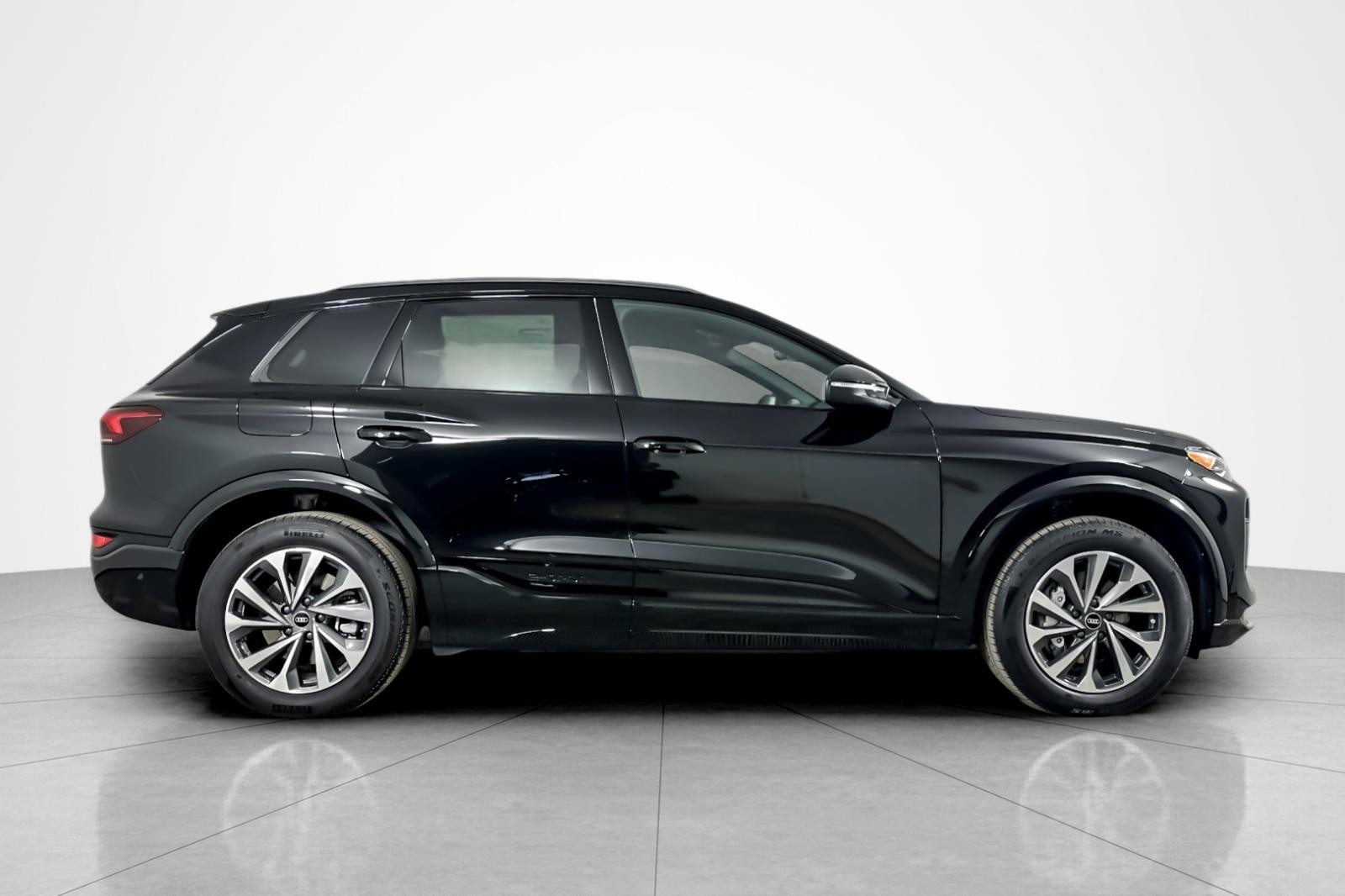 New 2027 Mythos Black Metallic Audi Premium quattro image 7