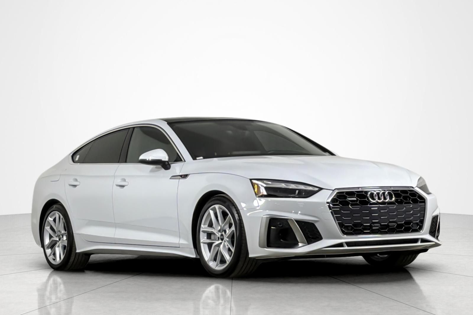 Used 2023 Glacier White Metallic Audi S line Premium 45 TFSI quattro image 7