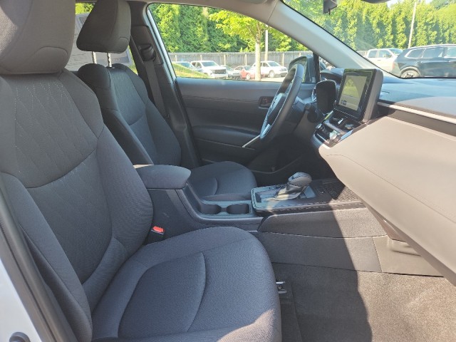 ToyotaCorolla Cross42