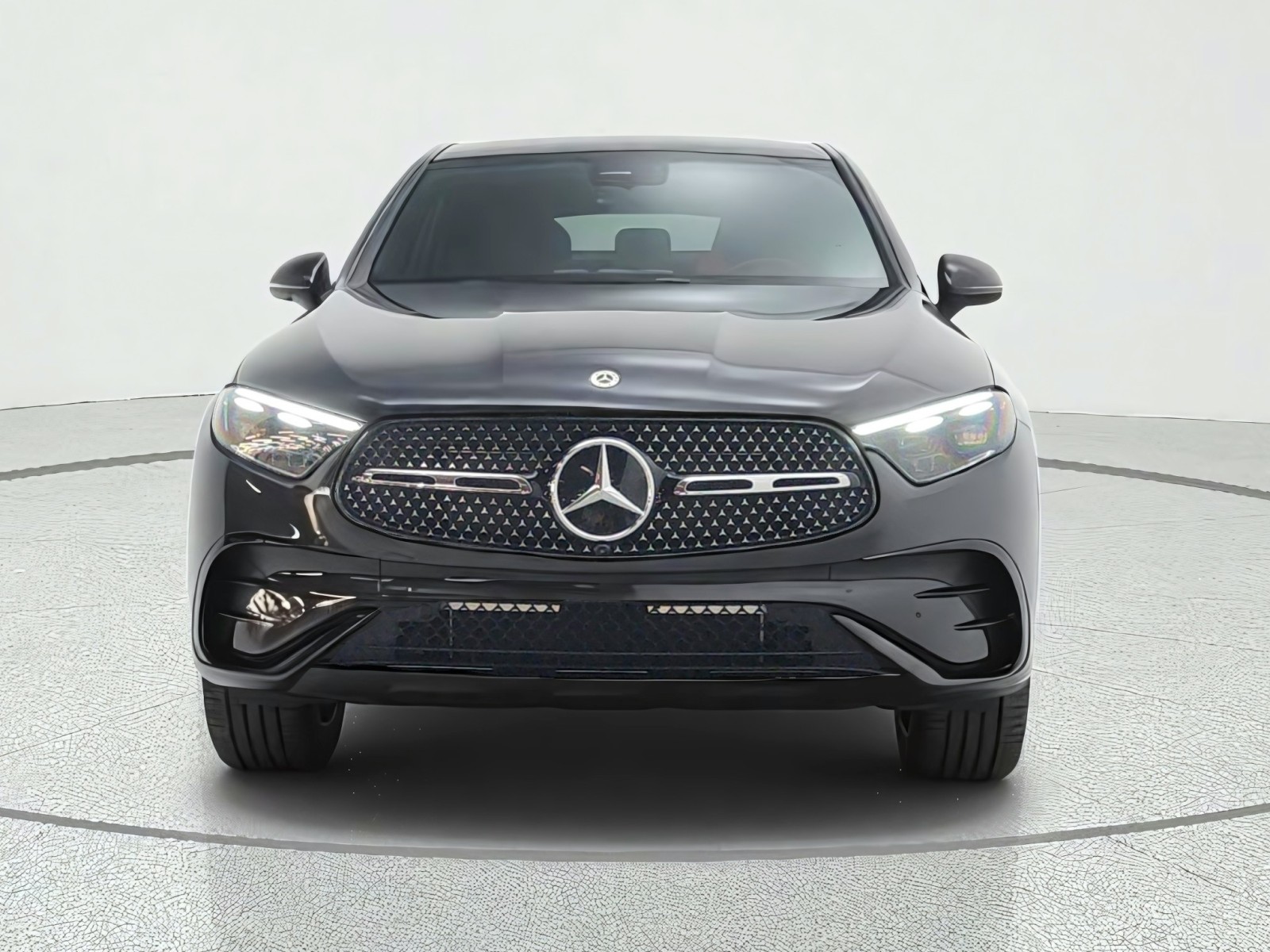 New 2027 Graphite Grey Metallic Mercedes-Benz GLC 300 4MATIC® Coupe image 2