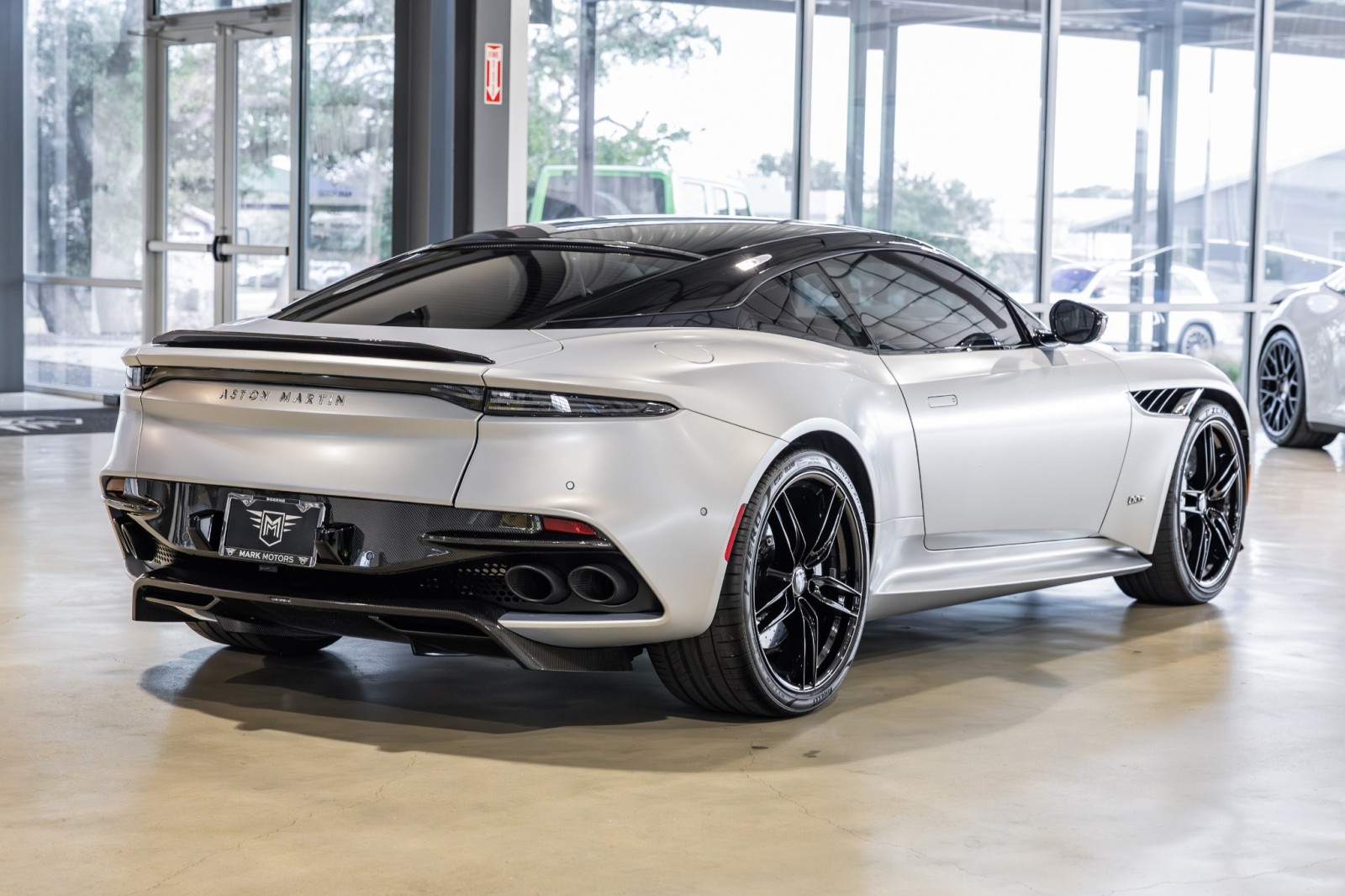 Used Car 2020 Aston Martin Dbs  Superleggera For Sale Under $200,000 In Boerne, Texas