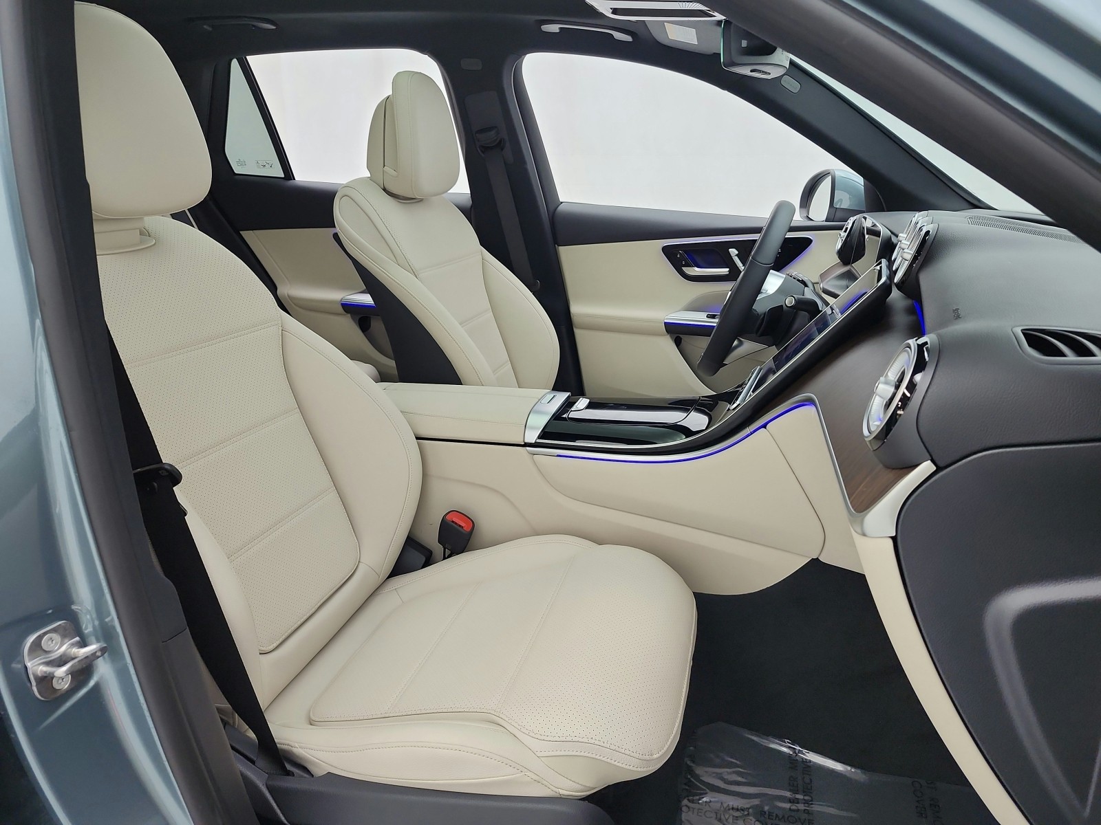 New 2026 Verde Silver Metallic Mercedes-Benz GLC 300 image 15