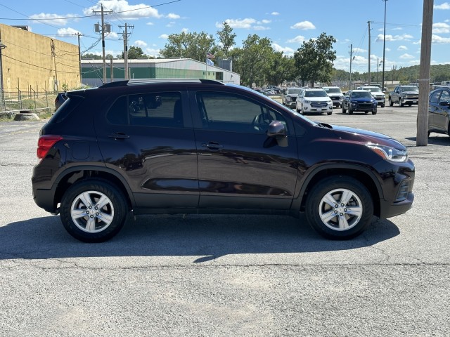 2022 Chevrolet Trax LT 2