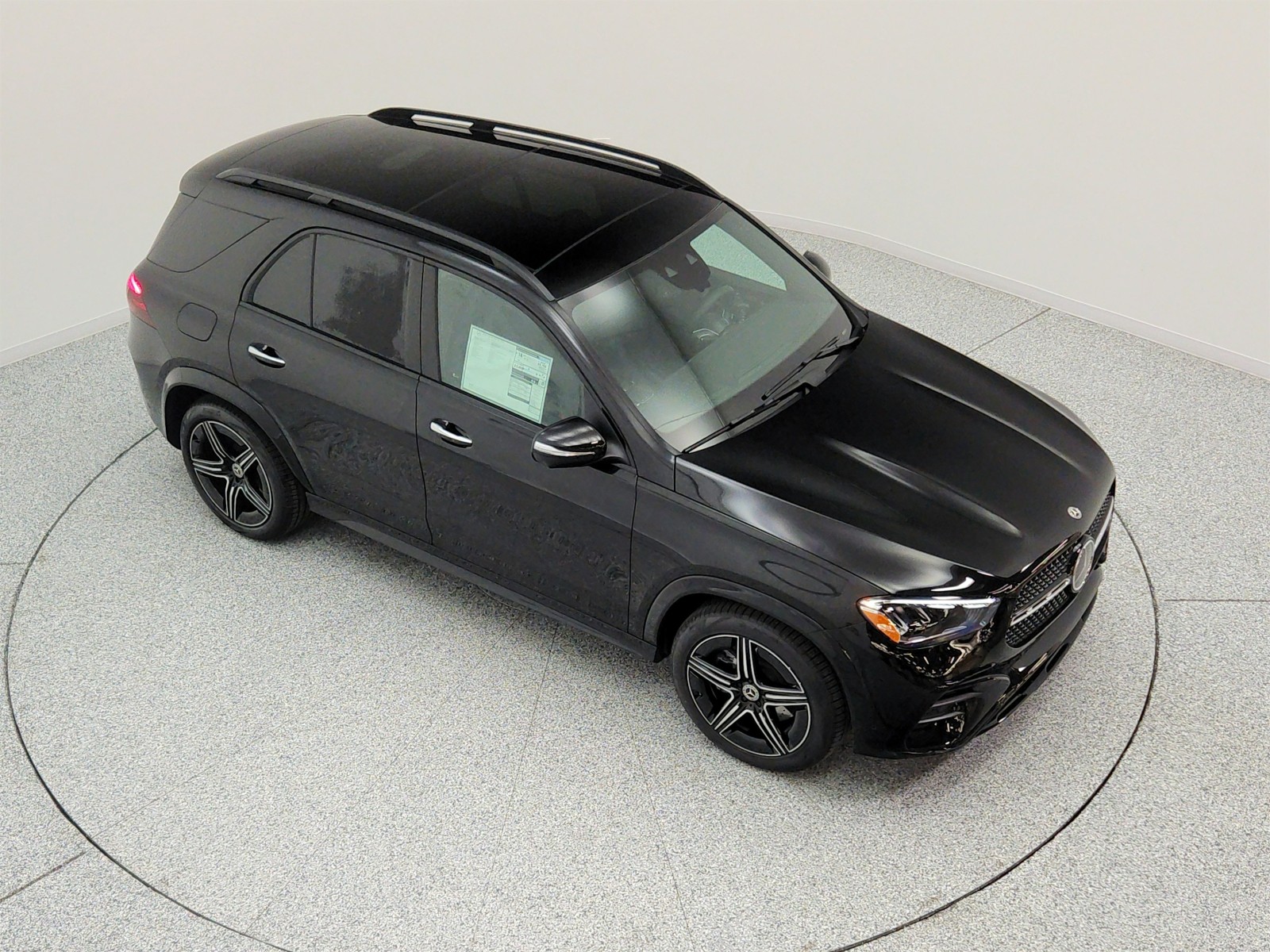 New 2026 Obsidian Black Metallic Mercedes-Benz GLE 580 4MATIC® SUV image 18