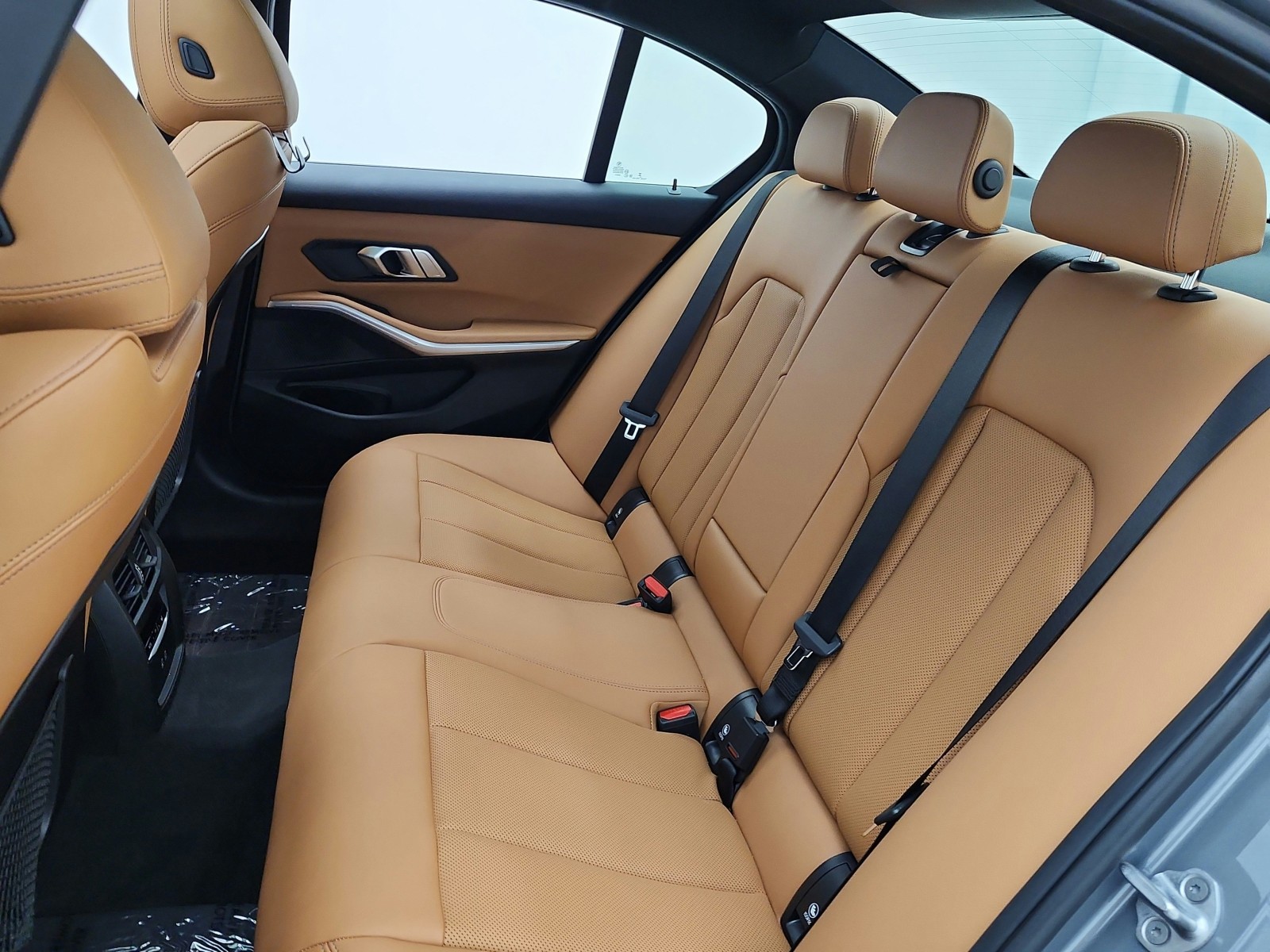 Used 2023 Skyscraper Grey Metallic BMW 330i Sedan image 16