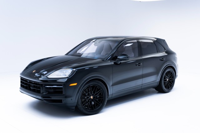 2024  Cayenne S in , 