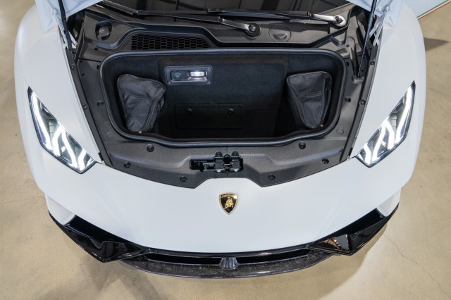 Used Car 2018 Lamborghini Huracan  Performante For Sale Under $320,000 In Boerne, Texas
