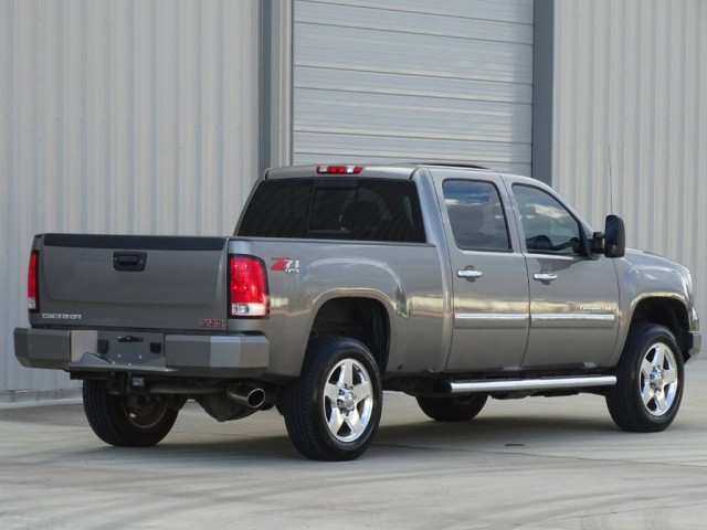 2012 GMC Sierra 2500HD Denali 4x4 in Houston, Texas