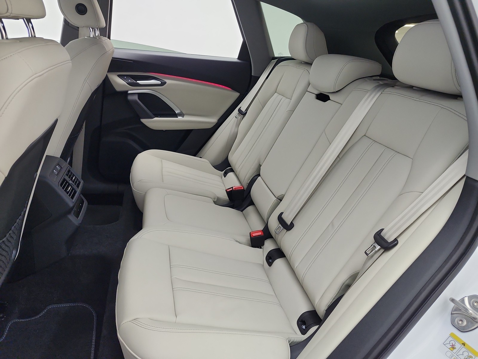 New 2026 Arkona White Audi Premium 2.0 TFSI quattro image 11