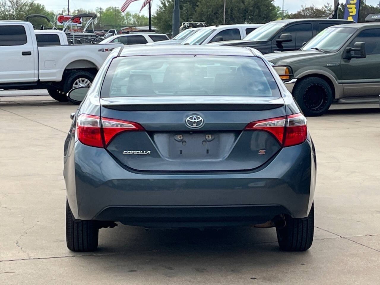 View vehicle photo 5