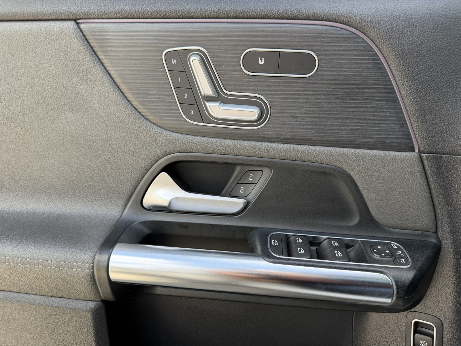 2021 Mercedes-Benz GLA-Class - $21,888