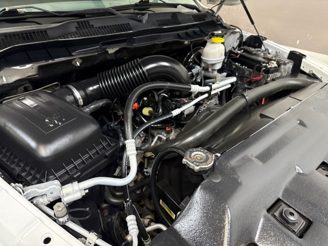 2020 Ram 1500 Classic SLT 4WD 5.7L-V8 in ,