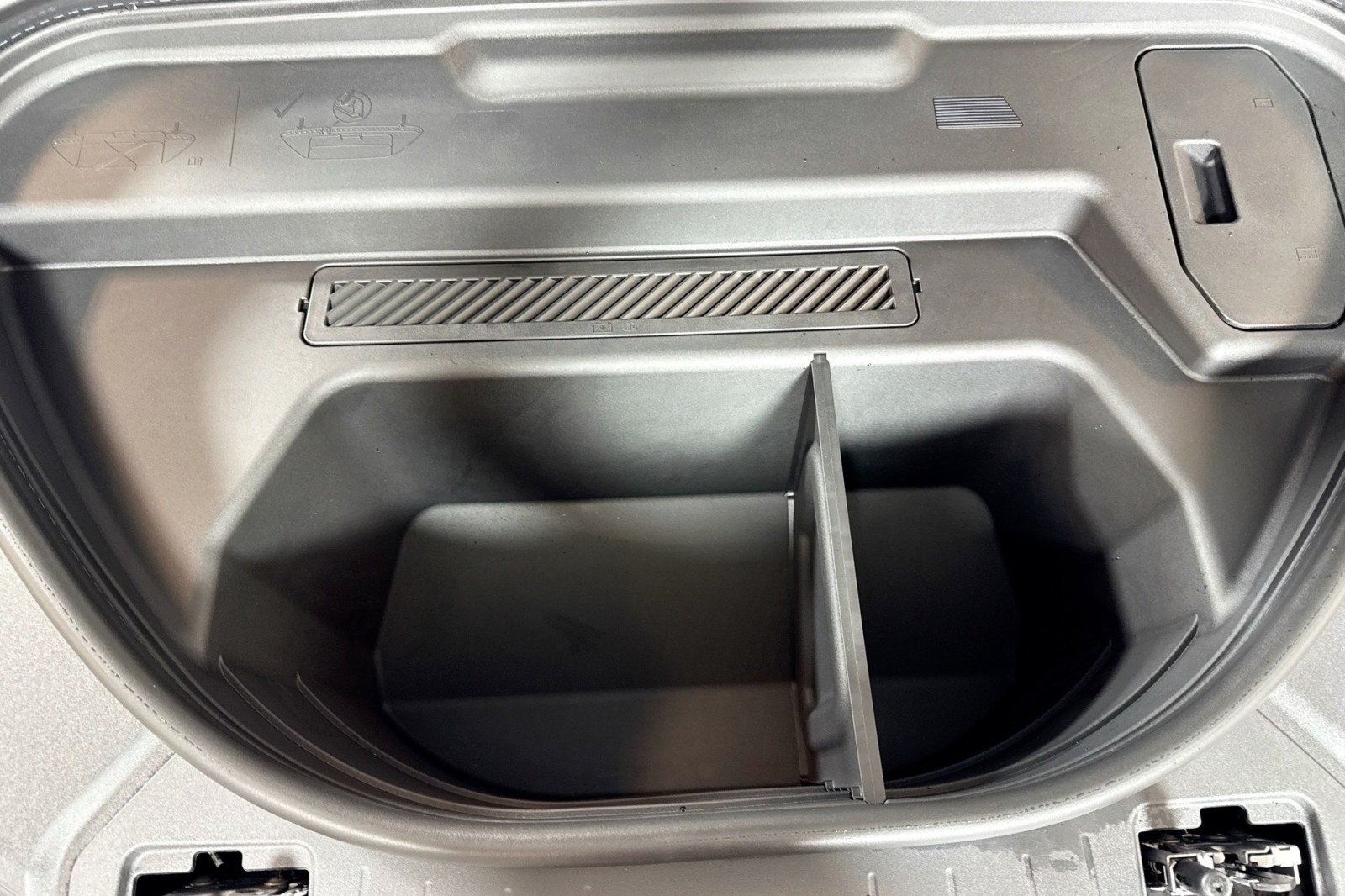 New 2025 Mythos Black Metallic Audi Premium quattro image 27