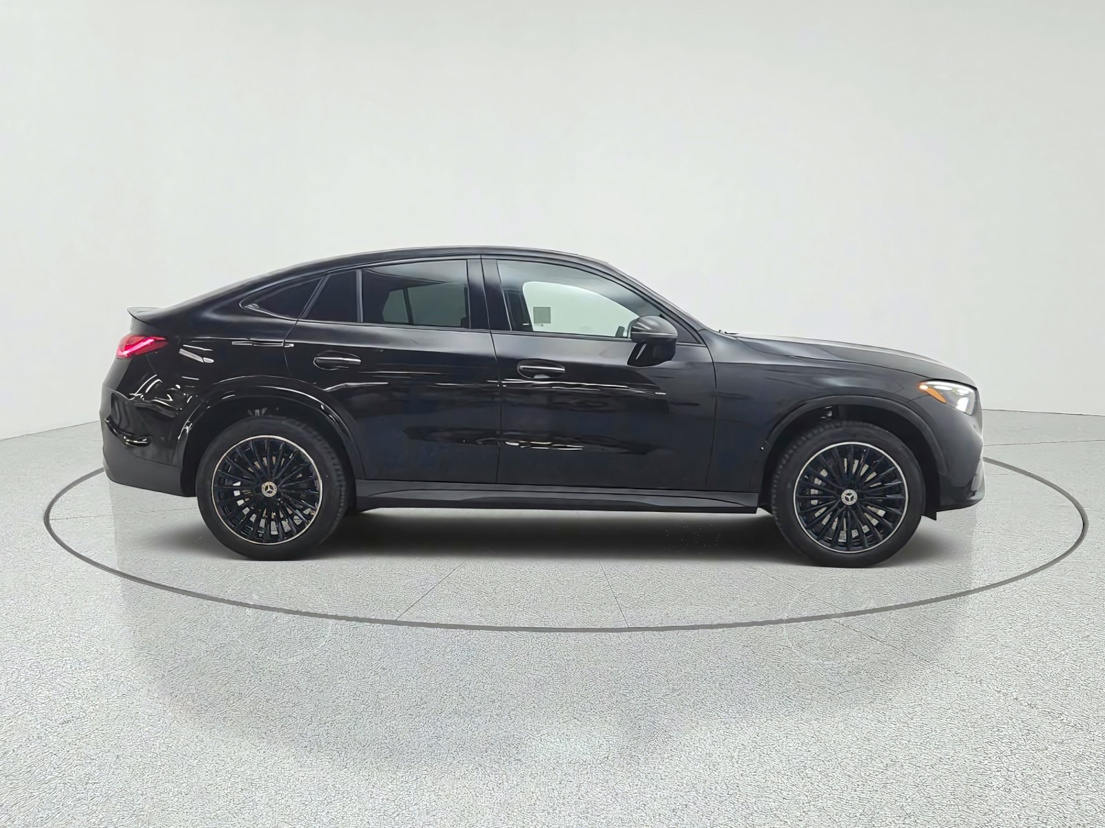 New 2027 Black Mercedes-Benz GLC 300 4MATIC® Coupe image 4