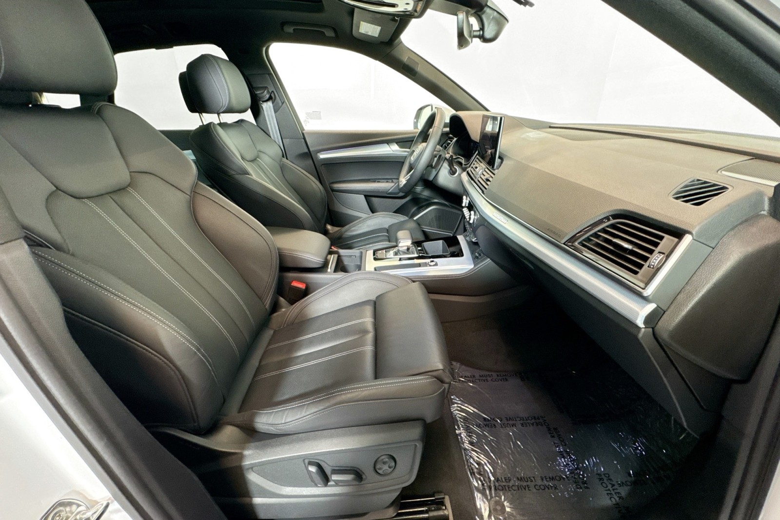 Used 2024 Arkona White Audi S line Prestige image 26