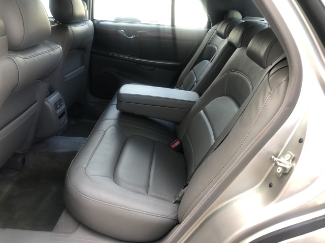 2005 Cadillac DeVille 1 OWNER FL LOW MILES in pompano beach, Florida