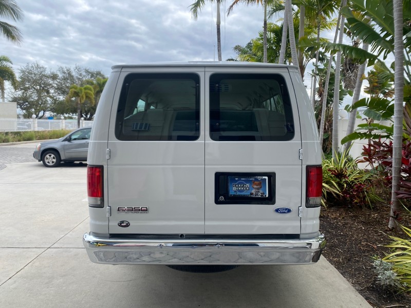 2008 Ford Econoline Wagon XLT 15 PASSENGERS E350 CLEAN in , 